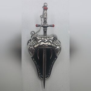 Wizarding World Of Harry Potter Basiliks Magical Beast Pin.